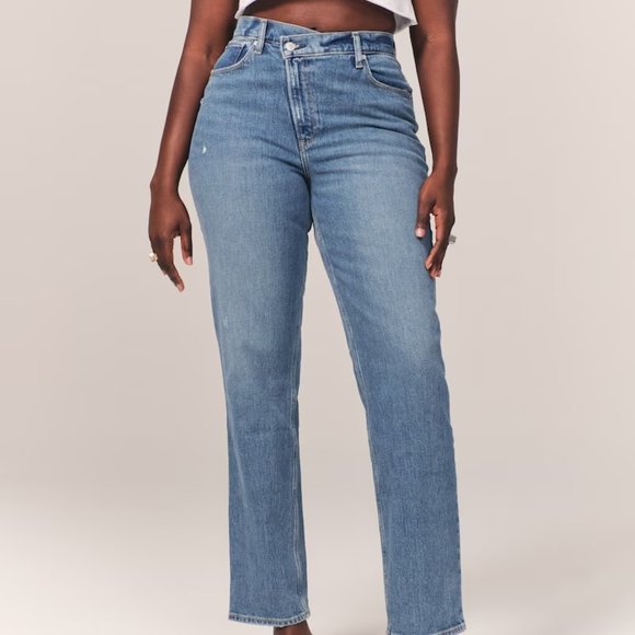 Curve Love Ultra High Rise 90s Straight Jean - Picture 4 of 5